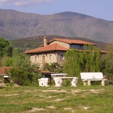 Gasthaus Casa Rural Ropino El Raso Exterior foto