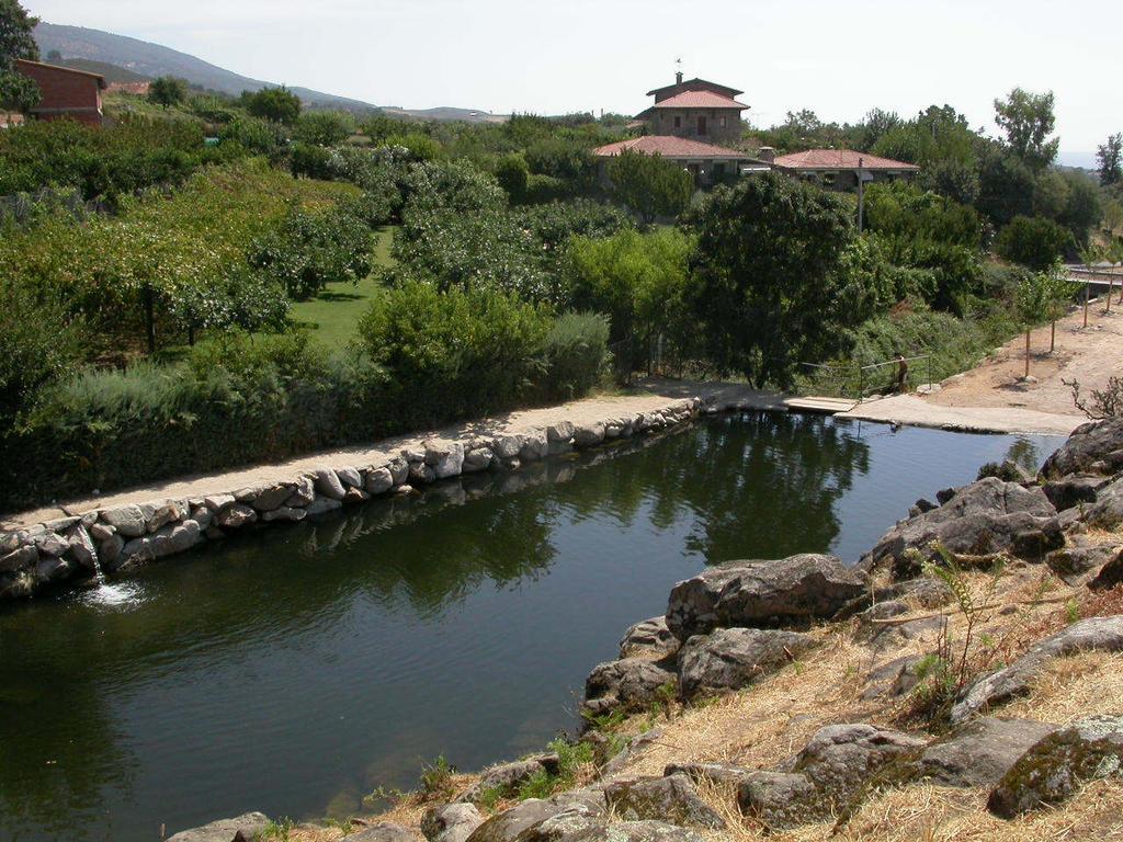 Gasthaus Casa Rural Ropino El Raso Exterior foto